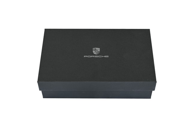 Porsche Cayenne E3 II 2023 - Modellauto / Briefbeschwerer