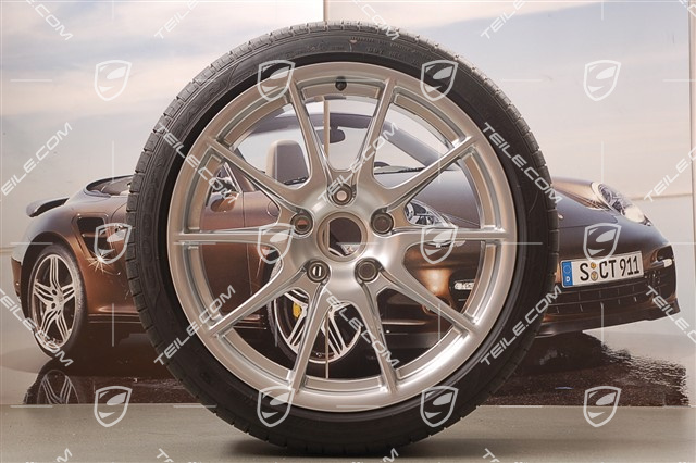 19" Boxster Spyder Sommerräder Satz, silbern, 10J x 19 ET42 + 8,5J x 19 ET55 + GoodYear Reifen, ca. 1.000 Km