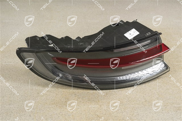 Rear light, L