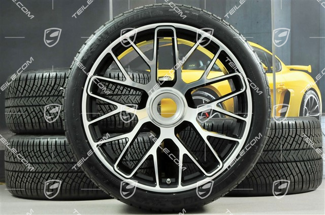 GT3 20" Winterräder Satz "Turbo S", Zentralverschluss, Felgen 9J x 20 ET51 + 11J x 20 ET59 + NEUE Michelin Winterreifen 245/35 R20+295/30 R20, RDK-Sensoren
