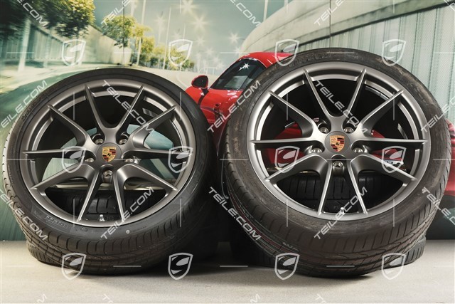 20-inch Carrera S III summer wheel set, 8,5J x 20 ET51 + 11J x 20 ET52 + NEW Pirelli summer tyres 245/35 ZR20 + 305/30 ZR20, with TPMS, Platinum Silk Gloss