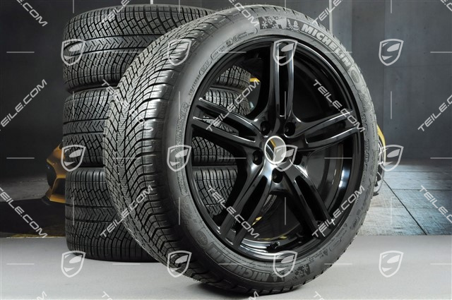 20" Winterräder Satz "Panamera Turbo", Felgen 9,5 J x 20 ET71 + 10,5 J x 20 ET71 + NEUE Michelin Pilot Alpin 4 Winterreifen 275/40 R20 + 315/35 R20, schwarz hochglanz