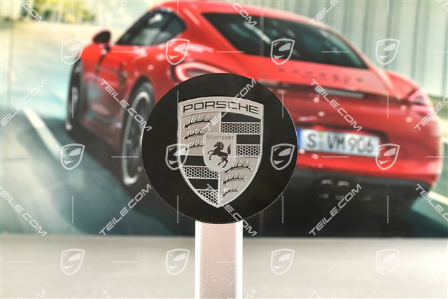 Radzierdeckel, konkav, Wappen in Rhodium, schwarz seidenmatt