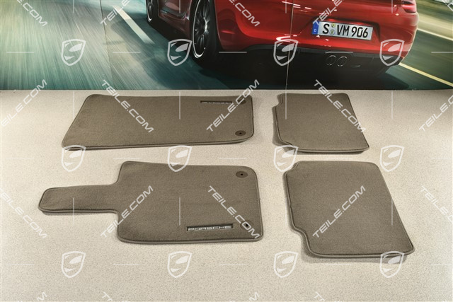 Zestaw dywaników welurowych z klipsami mocującymi, krótki rozstaw osi (standard), Agate Grey