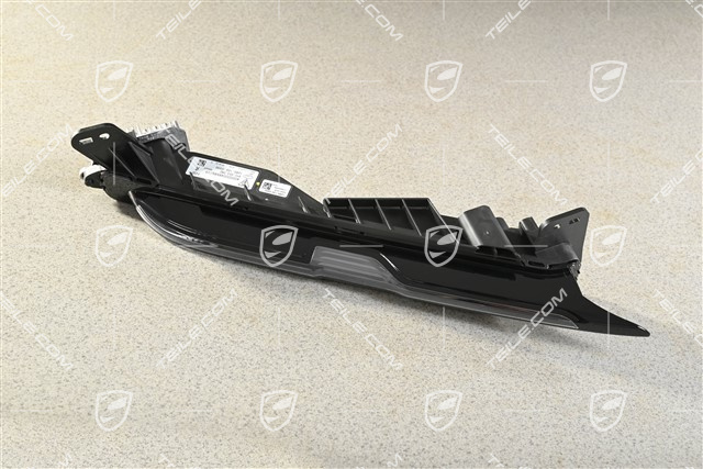 Additional headlamp, R