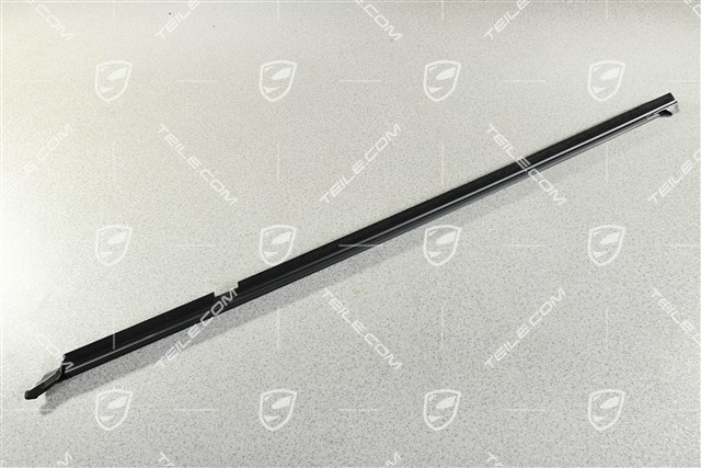 Molding trim with seal door front, Rally Black, R