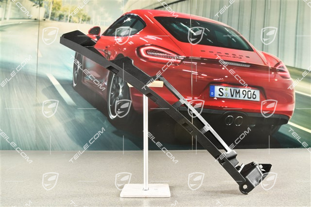 Ramka mocująca blende wylotu powietrza, zderzak tył, S / Sport Design, L