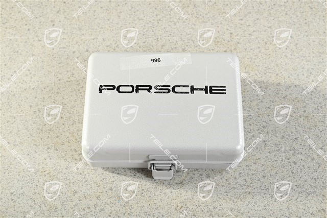 Pudełko z zapasowymi żarówkami i bezpiecznikami do Porsche 996