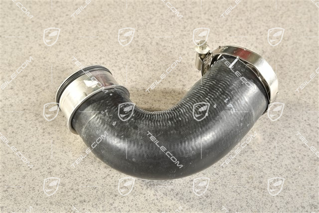 Gumowy przewód wąż intercoolera 3,0L 155/176/180kW Diesel, górny, R