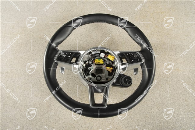 Multifunction steering wheel, PDK, Sport Chrono Plus, Black