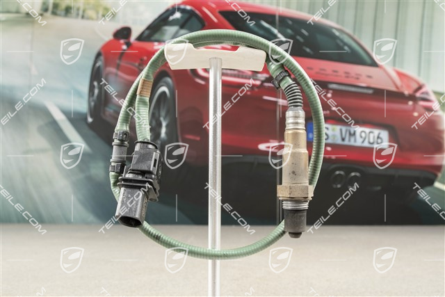 Oxygen sensor, GT3, in front of catalytic converter