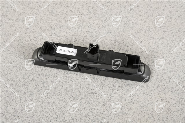 Trunk lid and bonnet opening buttons, Targa