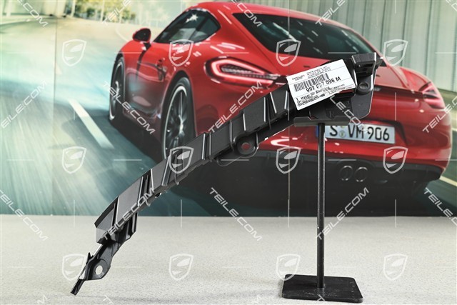 GT3, Bumper bracket, below headlight, R