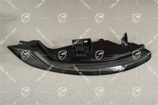 Heckleuchte, dunkel, L