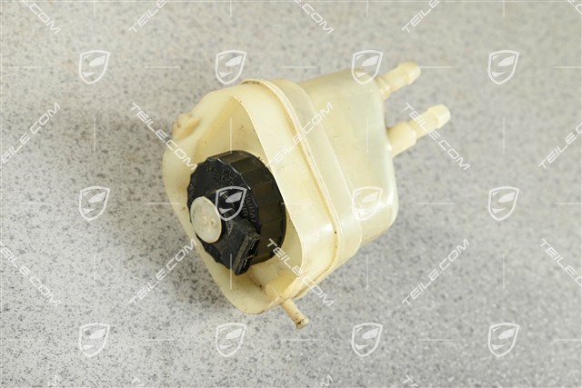 Brake fluid tank