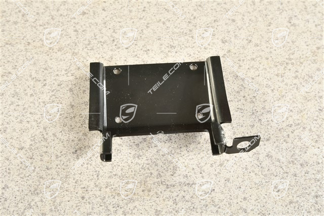 Retaining frame