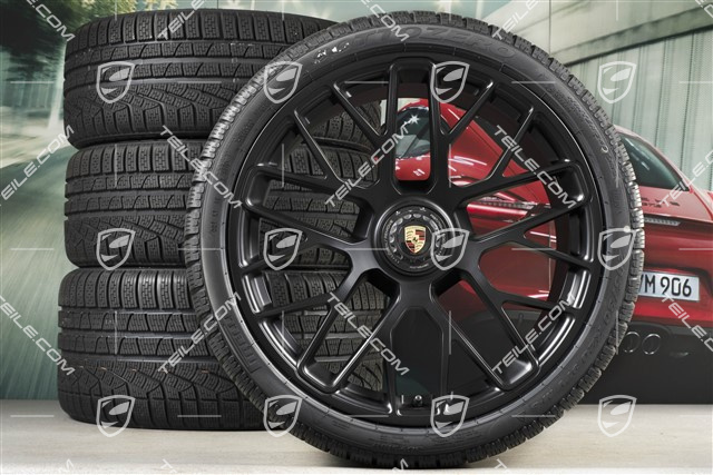 20" Turbo S Zentralverschluss Winterräder Satz für Carrera GTS, Felgen 8,5J x 20 ET51 + 11J x 20 ET52 + Pirelli Sottozero II Winterreifen 245/35 R20+295/30 R20, Schwarz (seidenglanz), mit RDK-Sensoren