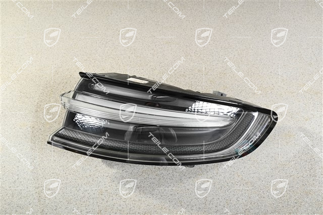 Rear / tail light, dark, R