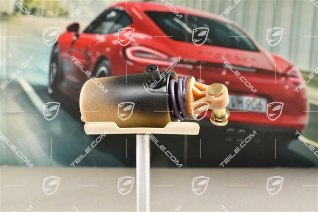 3,2L S, Spręzyna pedału sprzęgła