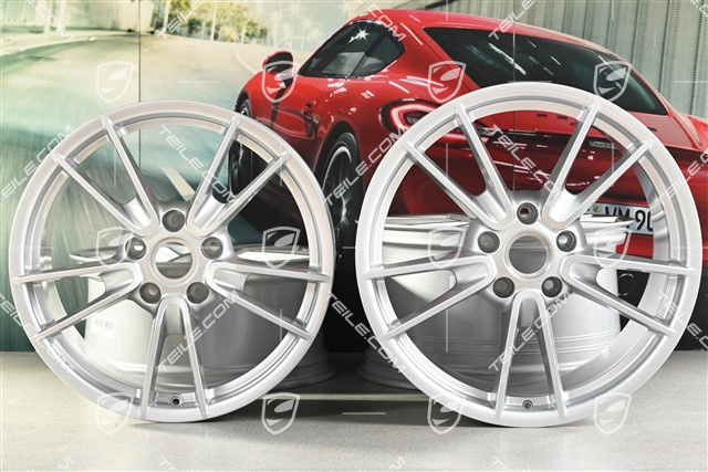 19+20" Felgensatz Carrera, Felgen: vorne 8,5J x 19 ET52 + hinten 11J x 20 ET80
