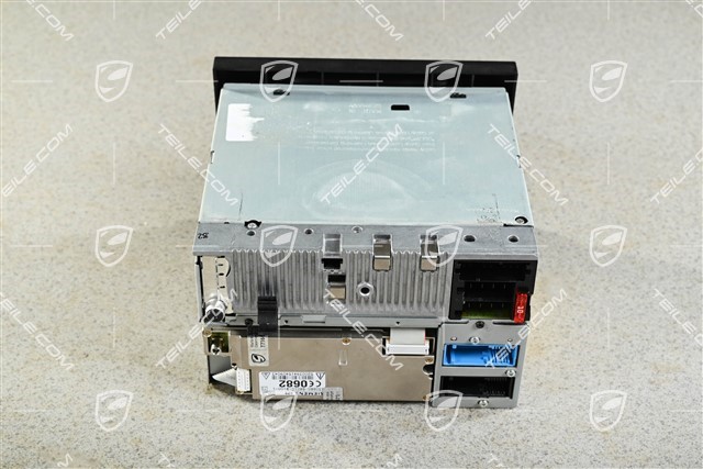 Radio 2 Din with PCM 2 navigation, cassette player (slightly scratched)