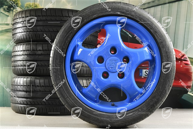 17-inch CUP I wheel set, 7J x 17 ET55 + 9J x 17 ET55 + Michelin summer tyres 225/45 ZR17 + 255/40 ZR17, Maritime Blue 38B