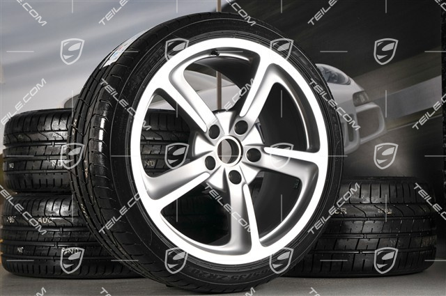 20" SportTechno Sommerräder Satz,  8,5J x 20 ET57 + 10J x 20 ET50, 235/35 ZR20 + 265/35 ZR20 mit RDK