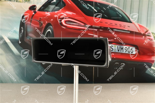 Club sport, Center shelf