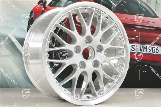 18-inch Sport Classic II wheel, 8J x 18 ET52