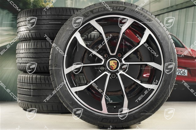 20-inch Turbo Aero Design summer wheel set, rims 9J x 20 ET54 + 11J x 20 ET60, Michelin summer tyres 245/45 R20 + 285/40 R20