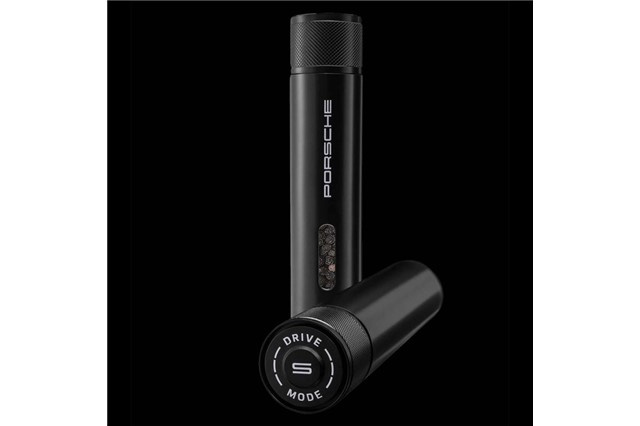 Salt and pepper mill – Essential