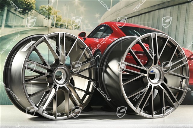 21" Panamera Turbo S Felgensatz, Zentralverschluss, 9,5J x 21 ET71 + 10,5J x 21 ET71, Turbonite