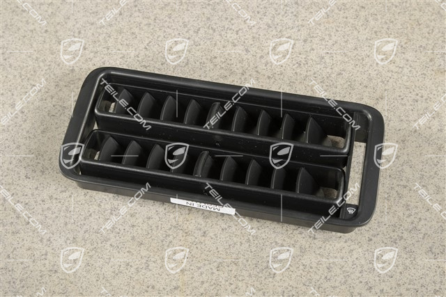 Dashboard centre vent / nozzle / defroster trim,