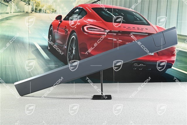 Turbo, Trim cover with towing hook lug cap, front bumper