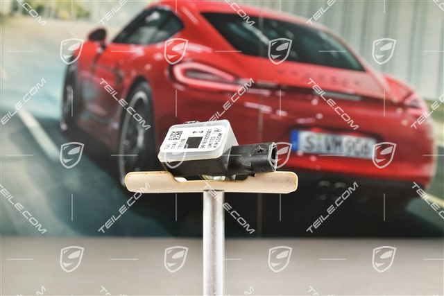 Front impact sensor, L=R