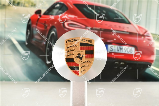 Hub cap, concave, crest coloured, rotary finishing