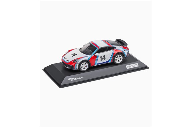 911 Dakar 992, 1:43