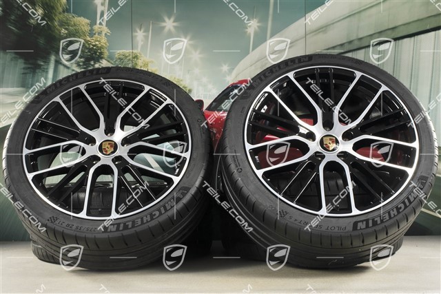 21-inch Panamera Exclusive Design Sport summer wheel set, wheel rims 9,5J x 21 ET71 + 11,5J x 21 ET69 + NEW Michelin summer tyres 275/35 R21 + 325/30 R21, with TPMS, black high gloss