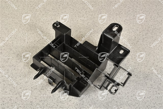 Fuse box under the seat, R