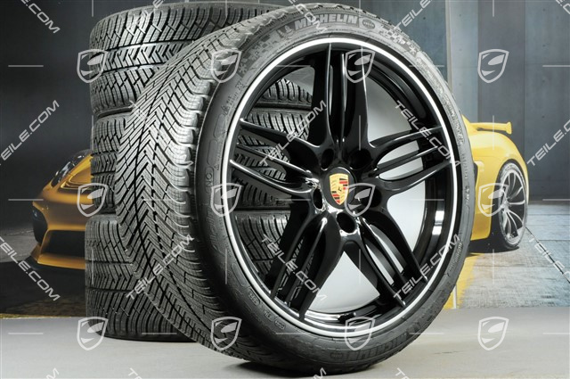20" Sport Design Winterräder Satz, Felgen 8,5J x 20 ET51 + 11J x 20 ET52 + Michelin Winterreifen 245/35 ZR20 + 295/30 ZR20, ohne RDK-Sensoren, Schwarz Hochglanz