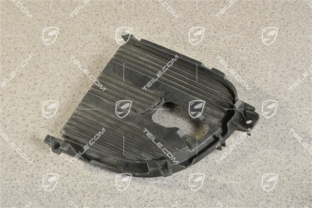 C4, Air inlet / duct / guide cover, lateral, Black matte, L