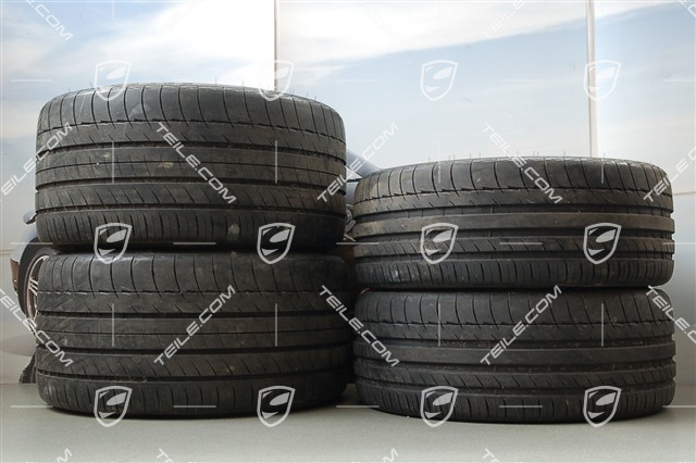 19-inch SportDesign summer wheel set, wheels 8J x 19 ET57 + 11J x 19 ET 51 + tyres 235/35 ZR 19 + 305/30 ZR 19