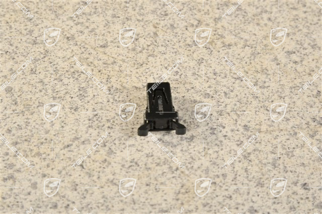 Latch for rear lighter sockets cover
