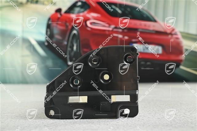 Turbo, Uchwyt wewnętrzny spoilera zderzaka przedniego, R