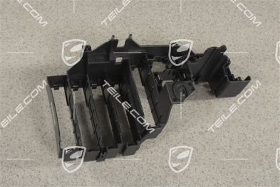 Retaining plate, Relay plate