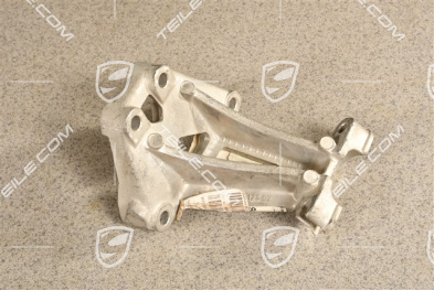 Engine carrier, R