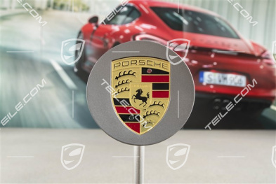 Hub cap, concave, crest coloured, Platinum