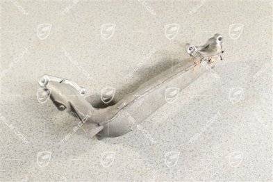 Coolant pipe