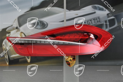 Rear light, R Rear light, R