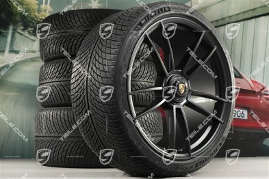 20"+21" GTS "Turbo S" Winterräder Satz, Zentralverschluss Felgen 8,5J x 20 ET50 + 11J x 21 ET66 + Michelin Winterreifen 245/35 R20 + 295/30 R21, schwarz seidenmatt